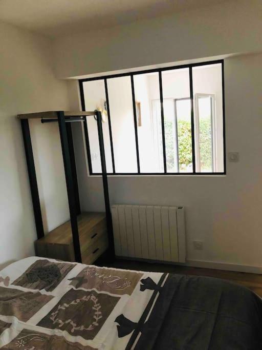 Maisonnette Avec Terrasse Argences Eksteriør bilde
