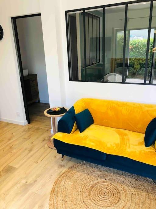 Maisonnette Avec Terrasse Argences Eksteriør bilde