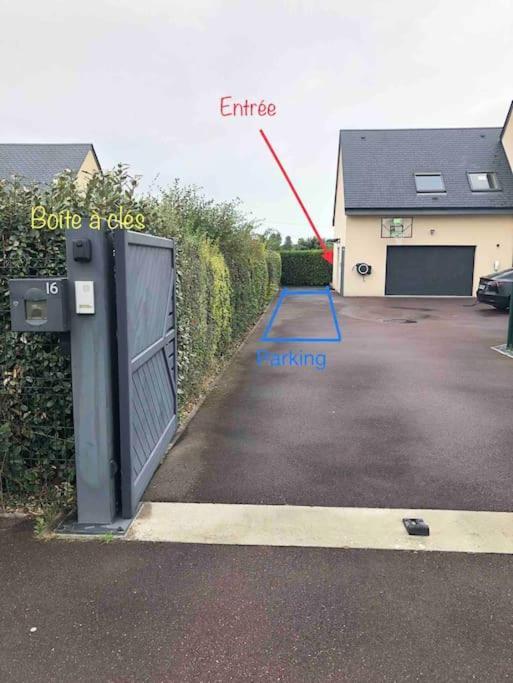 Maisonnette Avec Terrasse Argences Eksteriør bilde